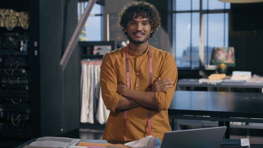 From Freelancers to Founders: How VAHub.ai Empowers You with Custom AI Assistants